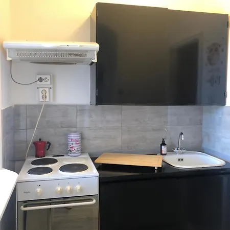 Juti Apartman Eger Exterior photo
